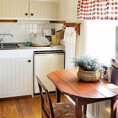 4 Person Holiday Home In Ankarsrum Hult  Eksteriør billede